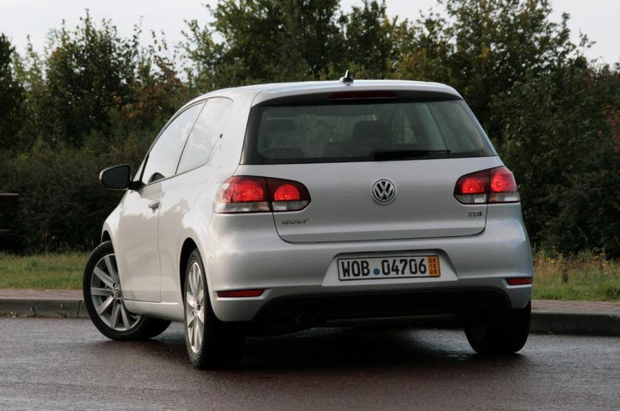  Volkswagen Golf 2010 года  (фото 14 из 36)
